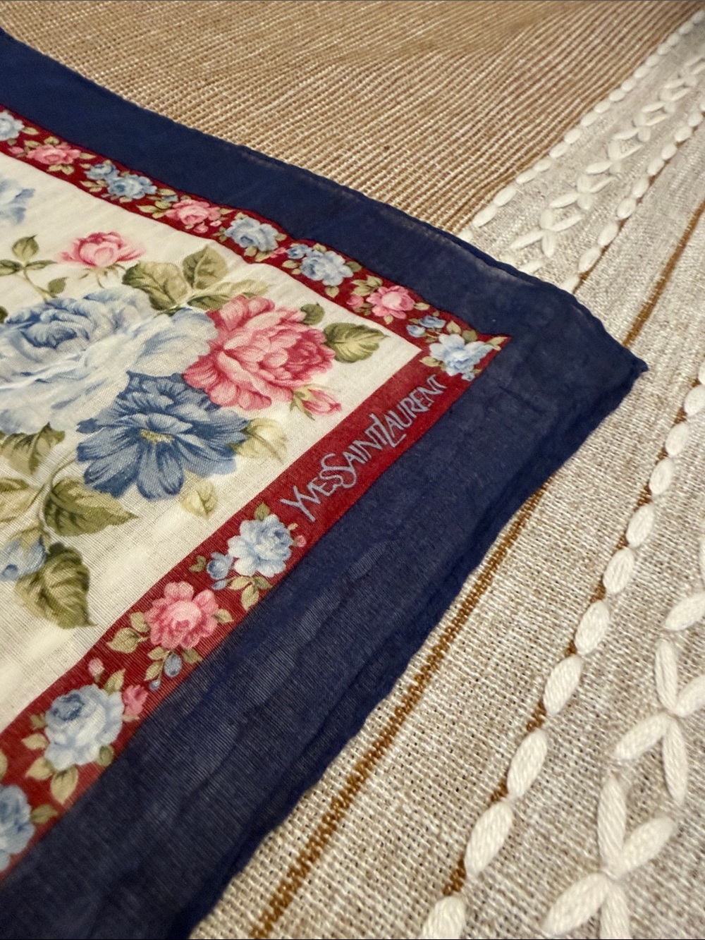 Small Flowered Scarf - Picture 2 of 4